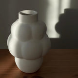 Balloon Vase 04 Raw White