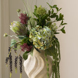 Botanical Poise Bouquet
